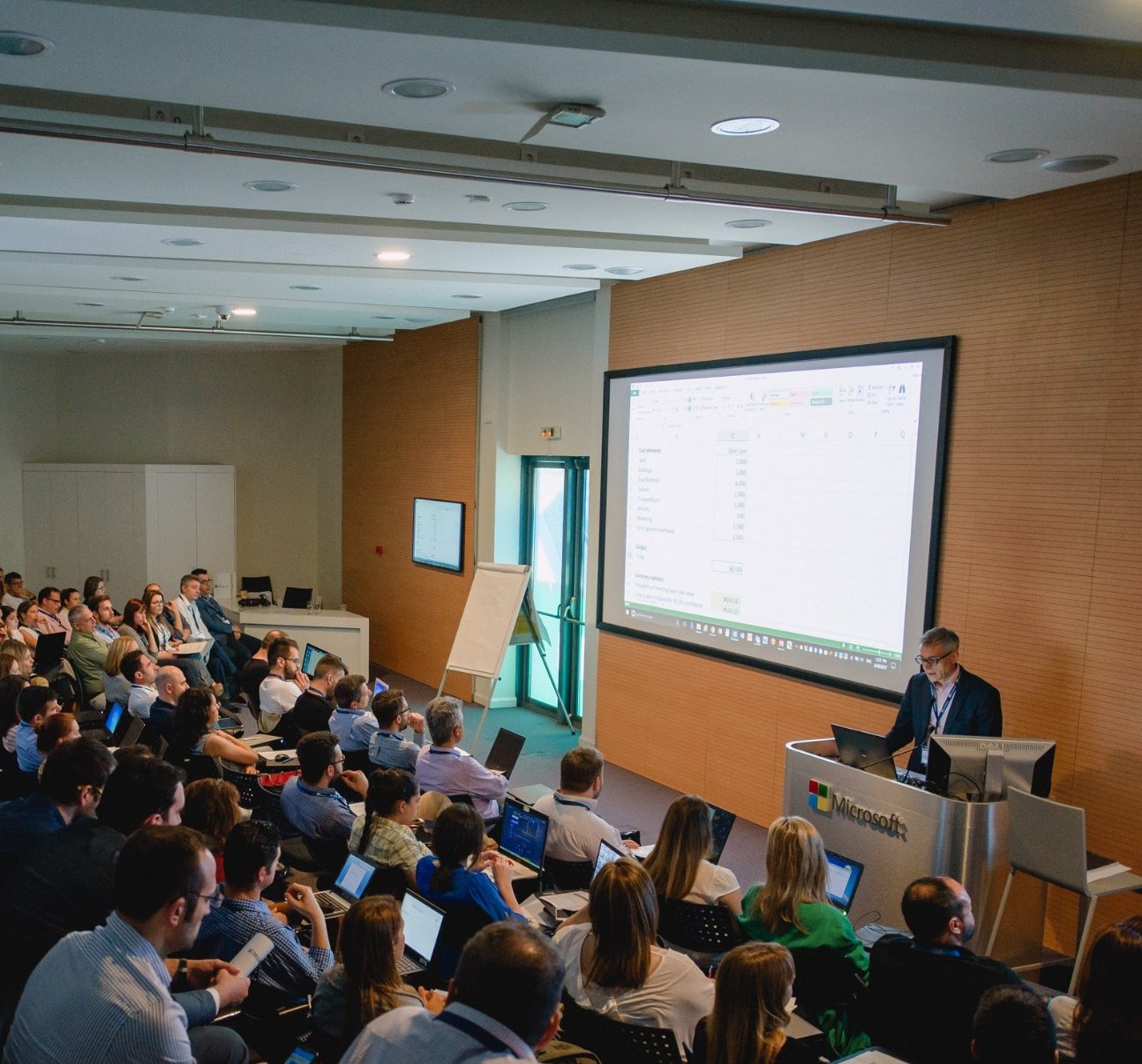 Training session — Excel Monte Carlo model live